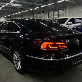 Volkswagen Passat CC 1.8 MT