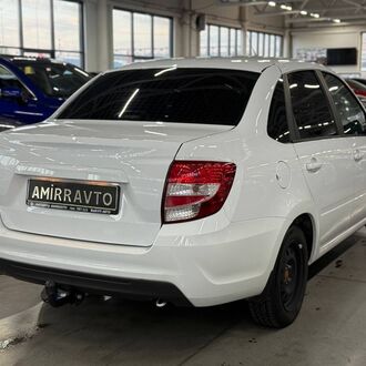 Lada Granta 1.6 MT( 89 л.с) Lada Granta 1.6 MT( 89 л.с)
