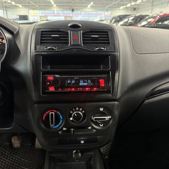 Lada Granta 1.6 MT( 89 л.с) Lada Granta 1.6 MT( 89 л.с)