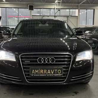 Audi A8 3.0 AT