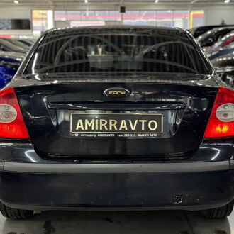 Ford Focus 1.6 AT( 123 л.с) Ford Focus 1.6 AT( 123 л.с)