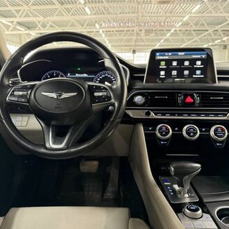 Genesis G70 2.0 T AT (197л.с) Genesis G70 2.0 T AT (197л.с)