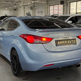 Hyundai Elantra 1.6 MT (132л.с) Hyundai Elantra 1.6 MT (132л.с)
