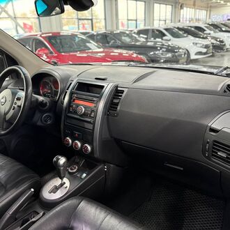 NIssan Xtrail 2.5АТ