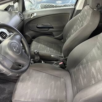 Opel Corsa 1.2МТ Opel Corsa 1.2МТ