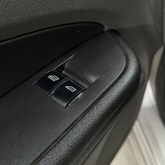 Ford Focus 1.4 MT