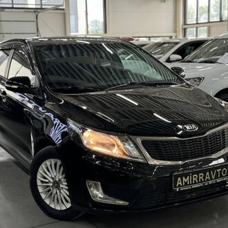 Kia Rio 1.6 MT