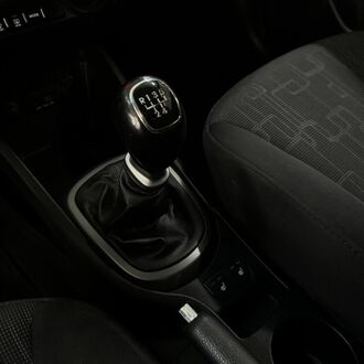 Kia Rio 1.6 MT
