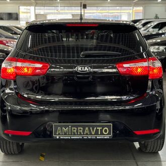 Kia Rio 1.6 MT