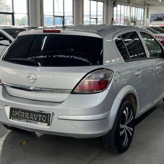 Opel ASTRA 1.6 AMT (116 л.с)
