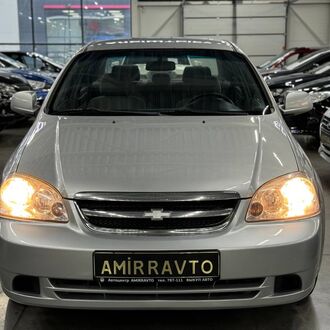 Chevrolet Lacetti 1.4МТ