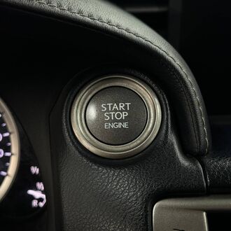 Lexus IS AT 2.5 AT (208 л.с)