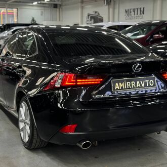 Lexus IS AT 2.5 AT (208 л.с)