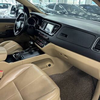 Kia Carnival 2.2 AT Kia Carnival 2.2 AT