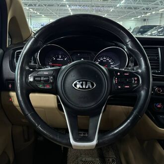 Kia Carnival 2.2 AT Kia Carnival 2.2 AT