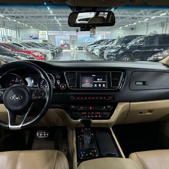 Kia Carnival 2.2 AT Kia Carnival 2.2 AT
