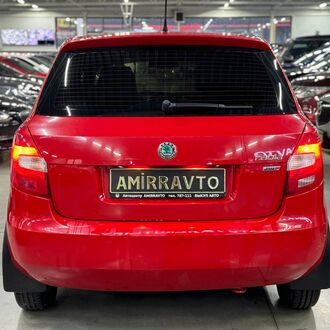 Skoda Fabia 1.2 МT (69 л.с)