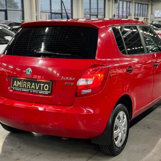 Skoda Fabia 1.2 МT (69 л.с)