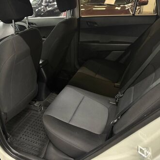 Hyundai Creta 1.6 MT (123 л.с) Hyundai Creta 1.6 MT (123 л.с)