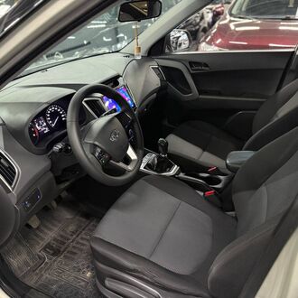 Hyundai Creta 1.6 MT (123 л.с) Hyundai Creta 1.6 MT (123 л.с)