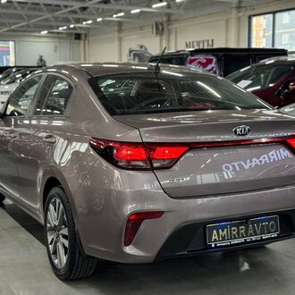 Kia Rio 1.6 МT (123 л.с) Kia Rio 1.6 МT (123 л.с)