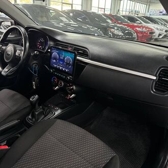 Kia Rio 1.6 МT (123 л.с) Kia Rio 1.6 МT (123 л.с)