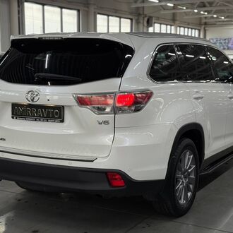 Toyota Highlander 3.5 AT AWD полный привод (249 л.с)