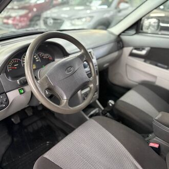 LADA PRIORA 1.6 МТ (98 л.с) LADA PRIORA 1.6 МТ (98 л.с)