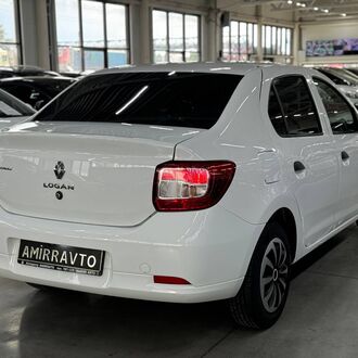 Renault Logan 1.6 МT (82 л.с) Renault Logan 1.6 МT (82 л.с)