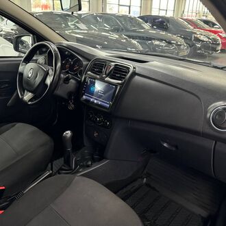 Renault Logan 1.6 МT (82 л.с) Renault Logan 1.6 МT (82 л.с)