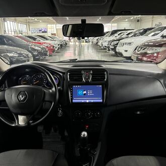 Renault Logan 1.6 МT (82 л.с) Renault Logan 1.6 МT (82 л.с)