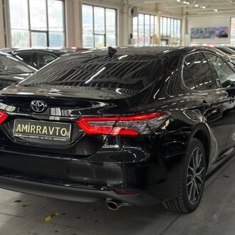 Toyota Camry 2.5 АТ (199 л.с)