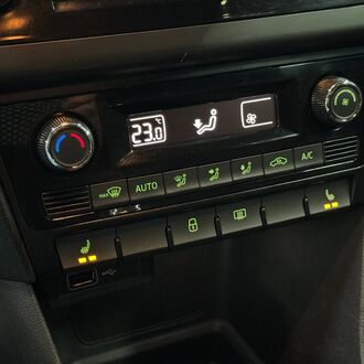 Skoda RAPID 1.6 АТ (110 л.с)