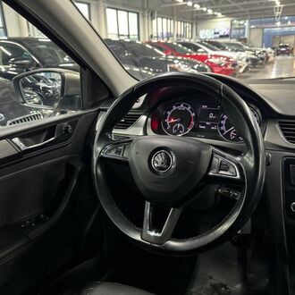 Skoda RAPID 1.6 АТ (110 л.с)