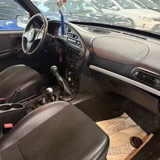 Chevrolet Niva 1.7 MT