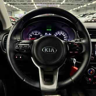 KIA RIO 1.6 АT (123 л.с)