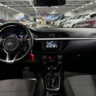 KIA RIO 1.6 АT (123 л.с)