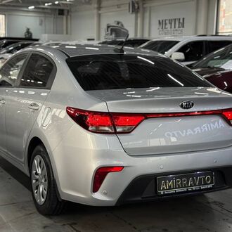 Kia Rio 2 1.6 MT (123 л.с) Kia Rio 2 1.6 MT (123 л.с)