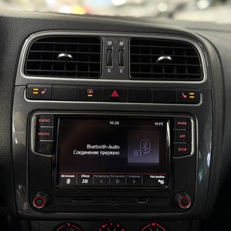 Volkswagen Polo 1.6 AT (110 л.с)