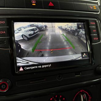 Volkswagen Polo 1.6 AT (110 л.с)