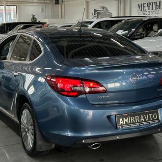 Opel Astra J 1.4 AT (140л.с) Opel Astra J 1.4 AT (140л.с)