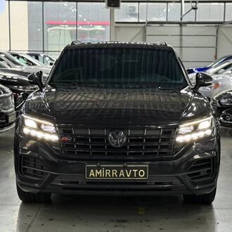 Volkswagen Touareg 3.0 AT (285 л.с)