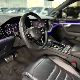 Volkswagen Touareg 3.0 AT (285 л.с) Volkswagen Touareg 3.0 AT (285 л.с)