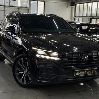 Volkswagen Touareg 3.0 AT (285 л.с) Volkswagen Touareg 3.0 AT (285 л.с)