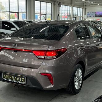 KIA RIO 1.6 MT (123 л.с) KIA RIO 1.6 MT (123 л.с)
