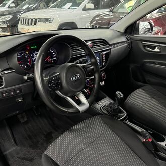 KIA RIO 1.6 MT (123 л.с) KIA RIO 1.6 MT (123 л.с)