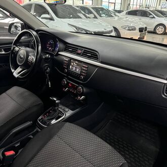 KIA RIO 1.6 AT (123 л.с)