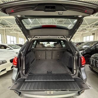 BMW X5 3.0 AT D Xdrive ( 249л.с) BMW X5 3.0 AT D Xdrive ( 249л.с)