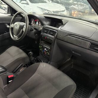 Lada Priora 1.6 MT (87 л.с.) Lada Priora 1.6 MT (87 л.с.)
