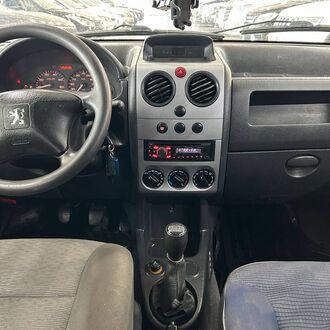 Peugeot Partner 1.4 МТ